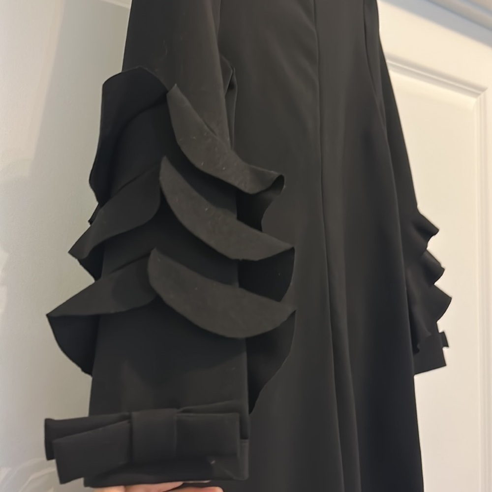 LBD 3/4 Ruffle Sleeve Dress Size M - Picture 3 of 10